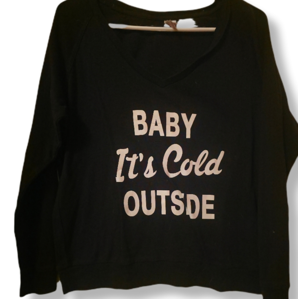 Bongo Size Medium Baby Its Cold Outside Black Lightweight Sweater